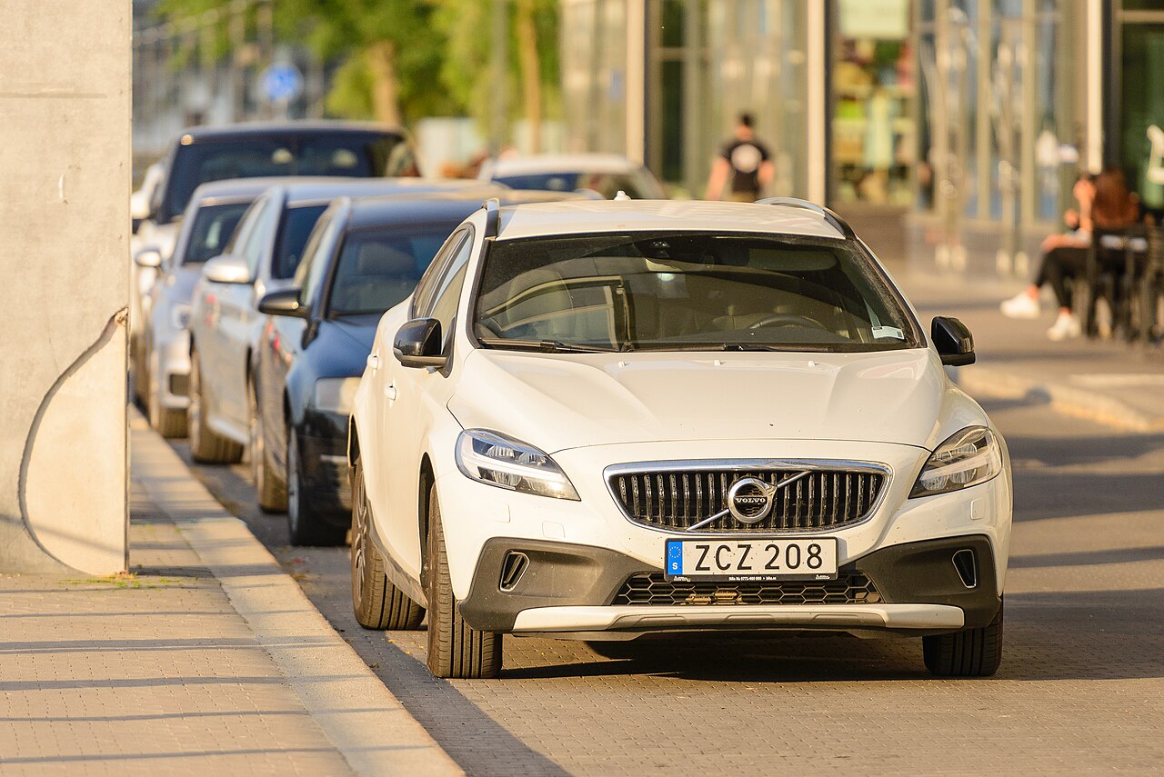 Volvo V40