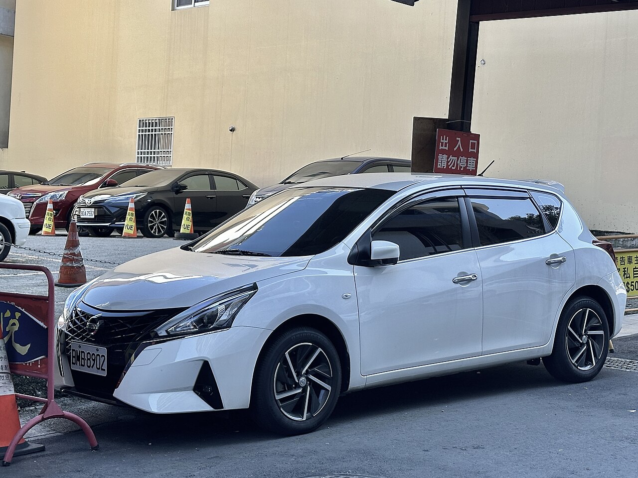 Nissan Tiida